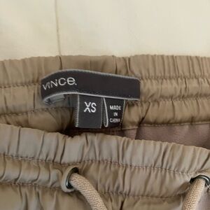 Vince Tan Drawstring Jogger Pants 100% Polyester Super Comfy